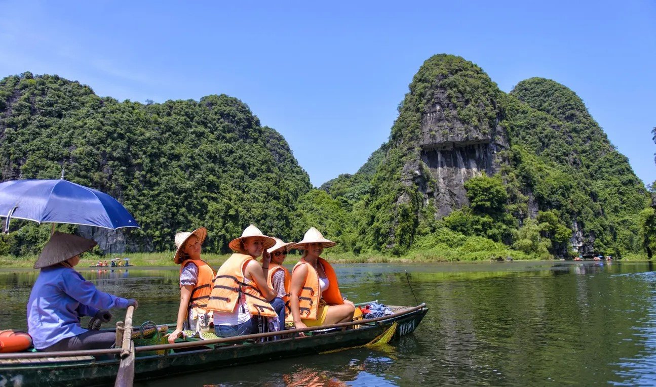 Hoa Lu, Trang An and Hang Mua Cave Tour from Hanoi - Photo 1 of 10