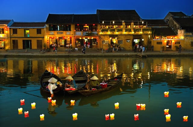 Hoai River Boat Ride Ticket in Hoi An by Night - Photo 1 of 7