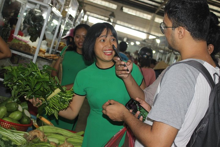 Welcome to Da nang market!