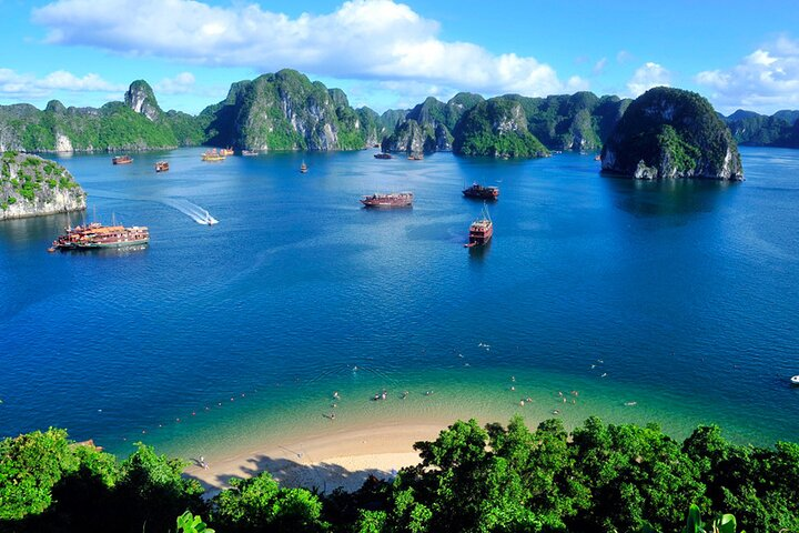 Lan Ha Bay Cruises Best seller included Meals and Pick up - Photo 1 of 24