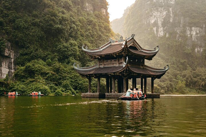 NINH BINH Full-day Tour From HA NOI By Limousine  - Photo 1 of 15