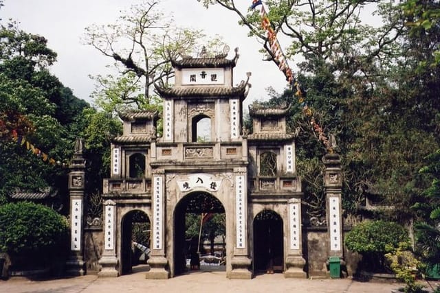 Perfume Pagoda