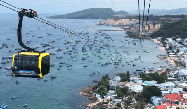 Phu Quoc Speedboat Island Hopping Tour + Cable Car - Photo 1 of 9