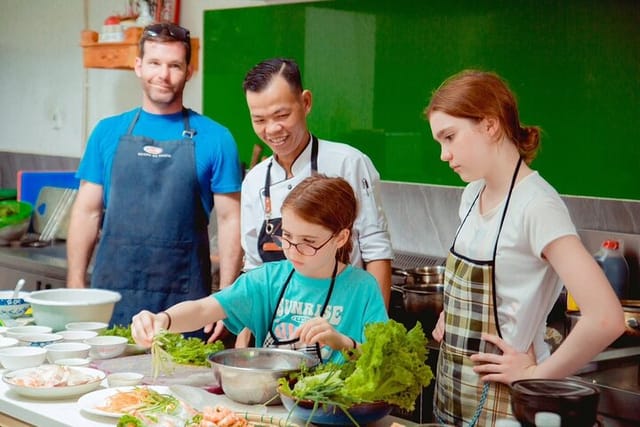  Private Basket Boat And Cooking With Chef Thanh - Photo 1 of 24