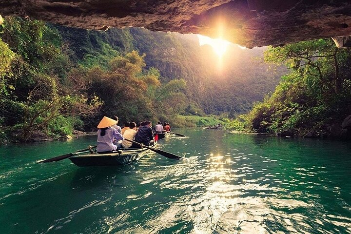 Private Boat and Biking Tour in Ninh Binh (Trang An - Hang Mua)  - Photo 1 of 9