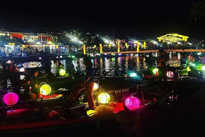 Private roundtrip to Hoi An City - Night Market from Da Nang City - Photo 1 of 18