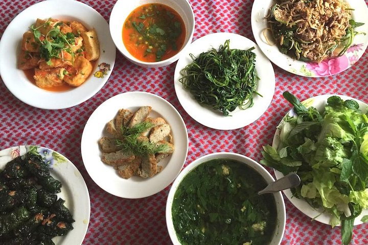 Enjoy authentic Vietnamese in a local home