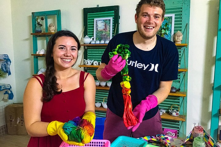 Tie-dye workshop - Photo 1 of 19