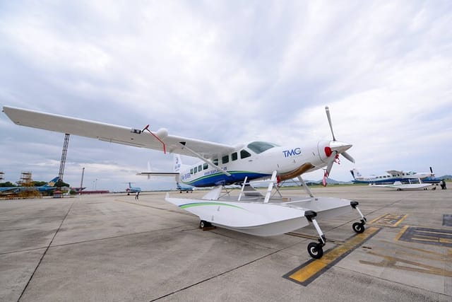 Transfer from Hanoi to Halong by Seaplane with scenic tour - Photo 1 of 7