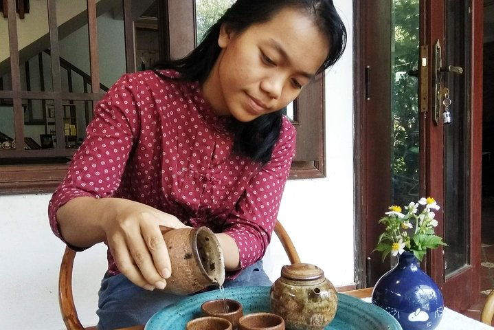 Vietnamese Tea Ceremony - Photo 1 of 6