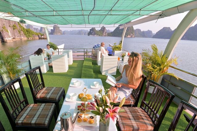 Wonderbay Cruise Halong- 1 Day Luxury Cruise - Smaller Group