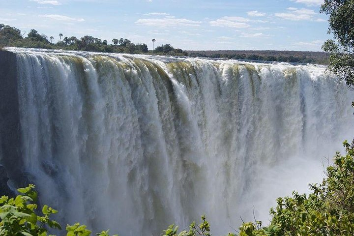 Guided Tour of Victoria Falls -Zambia - Photo 1 of 4