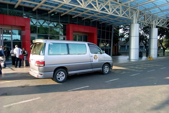 One way Livingstone Airport Transfers - Photo 1 of 11